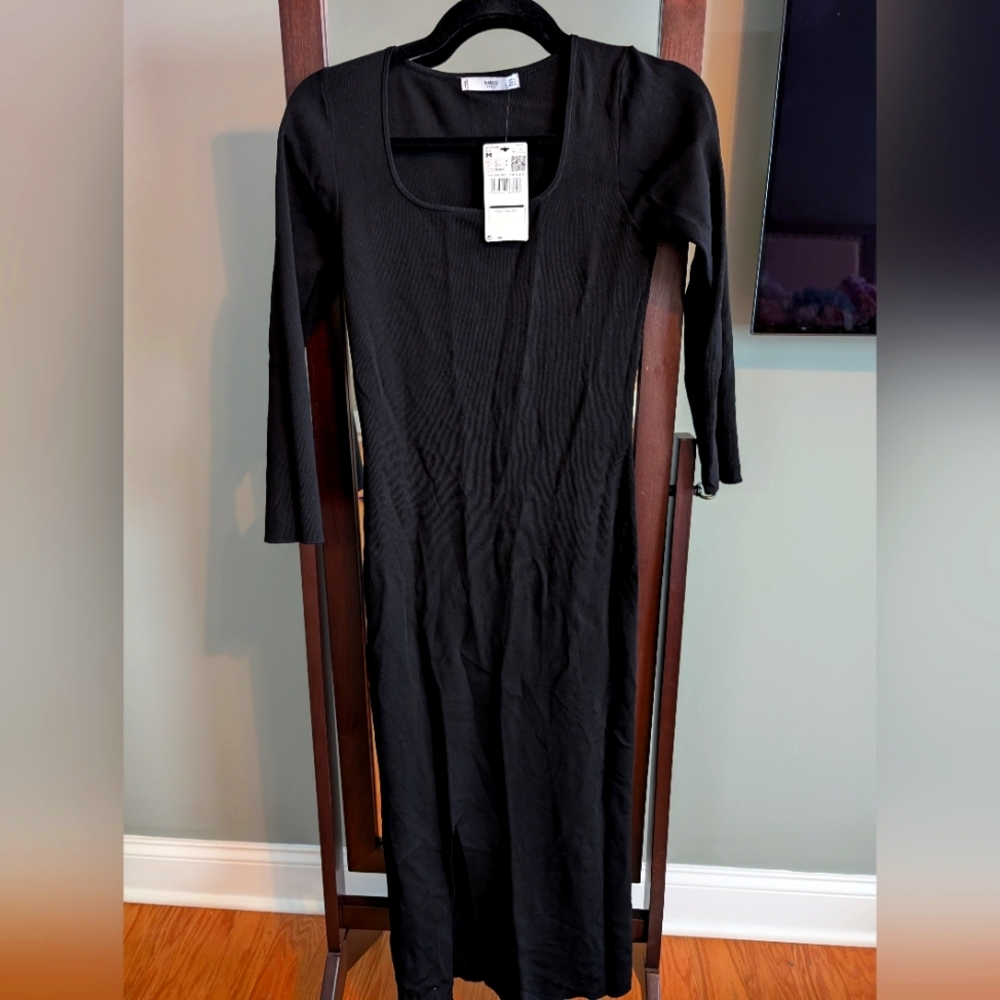New With Tags Mango body con midi dress.